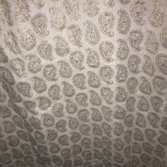 St. Tropez West Sleeveless Paisley Blouse - Picture 4 of 4